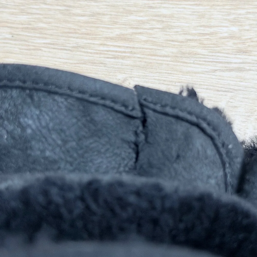 UGG Amie Classic Slim Boot Women 8 Black‎ Suede Shearling Mid Calf Wedge Heel
